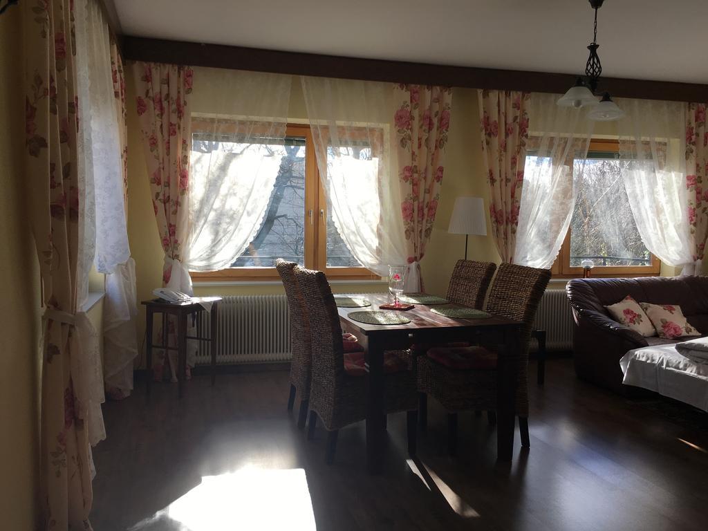 Helenental Pension&Apartments Baden Kamer foto