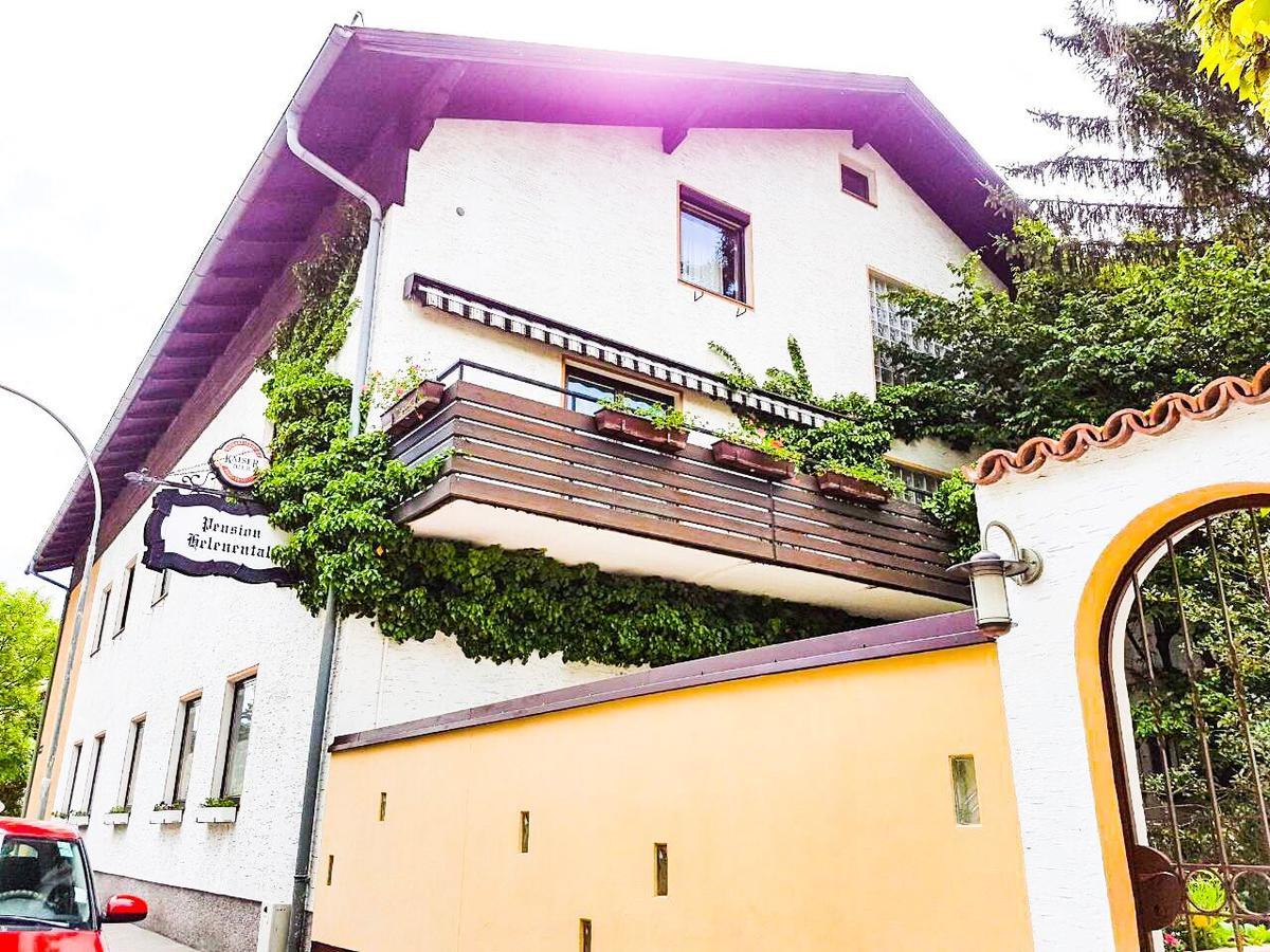 Helenental Pension&Apartments Baden Buitenkant foto